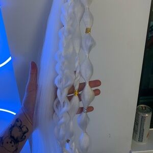 White Festival Hair Set